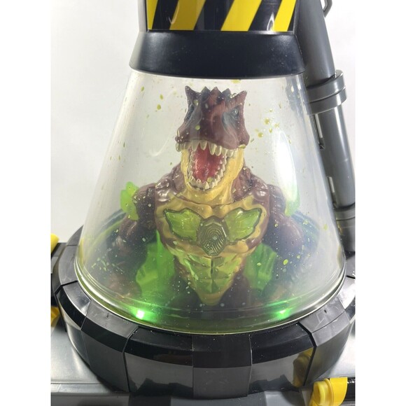 Beast Lab Dino Beast Creator Lab and Figure Lights and Sound Tested - Picture 5 of 16